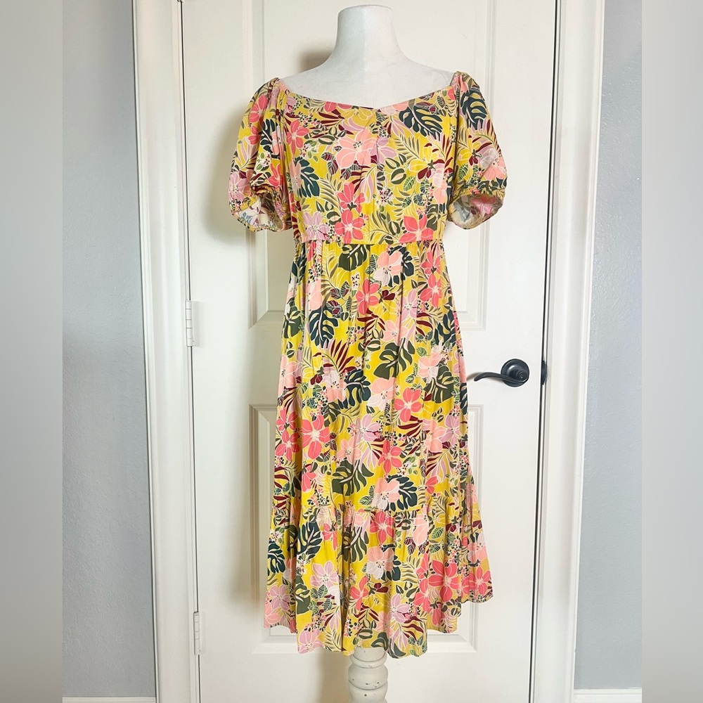 Luxology Yellow Tropical Hawaiian Print lace up back Dress Large